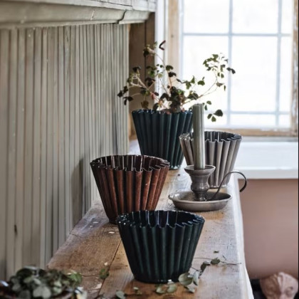 Kovový květináč Ronja - zelený - vel. M - Strömshaga AB - 1 ks